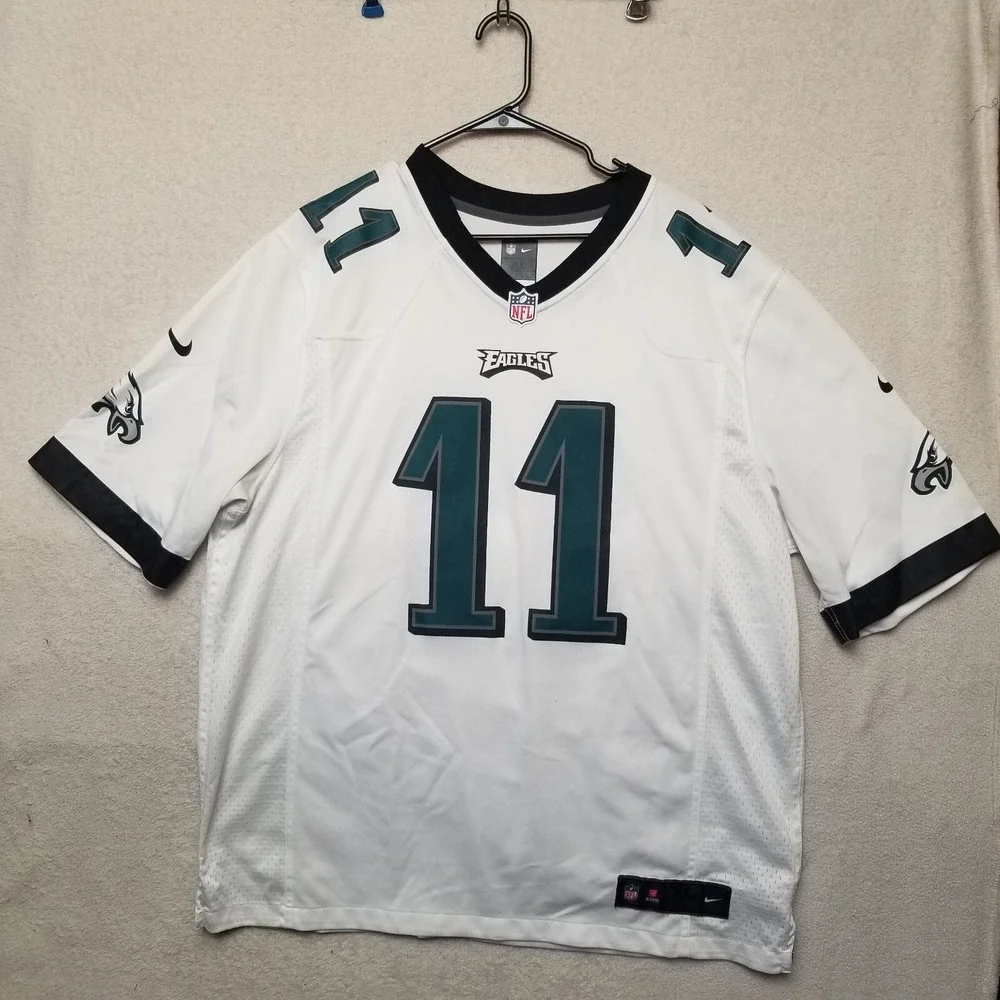 Nike Carson Wentz #11 Philadelphia Eagles NFL White Game Jersey‎ Size XL